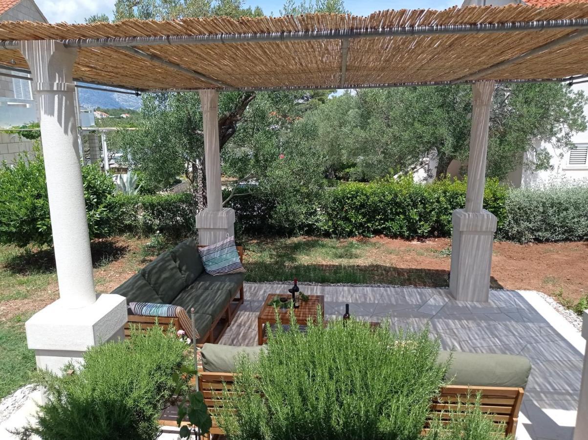 My Mediterranean With Huge Garden And Own Parking Villa